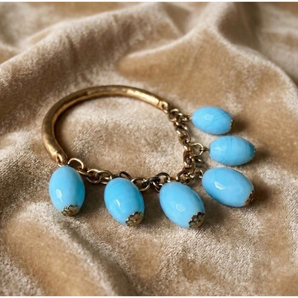Vintage Hammered Brass Chunky Bracelet, Faux Turquoise Dyed Howlite Stone Links